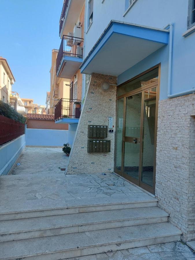 T&M Apartamento Ladispoli Exterior foto